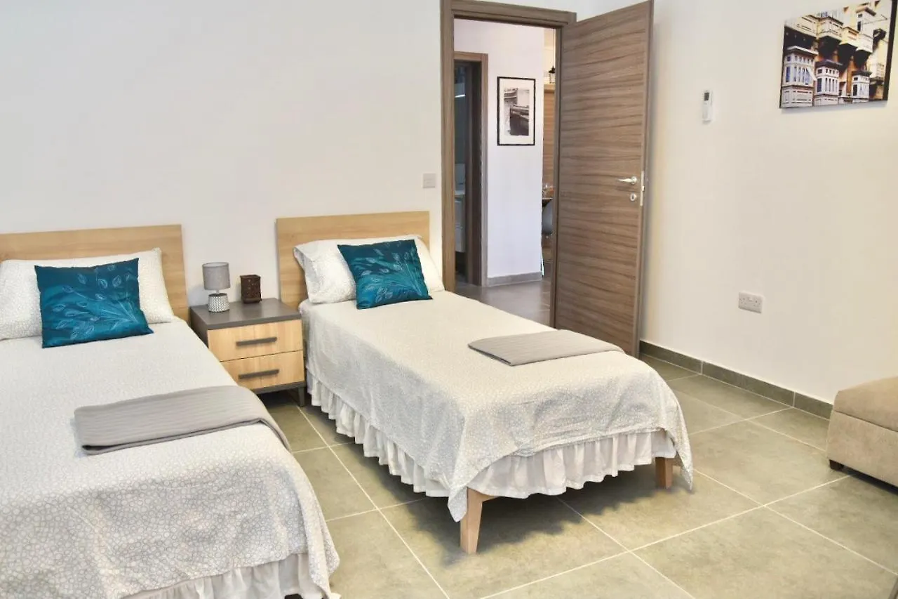 Bright & Modern 2-Bedroom, 4Th Floor Apartment In Gzira, Malta 0*, Gzira Malta
